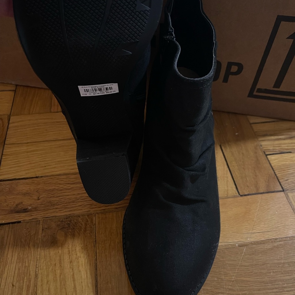 Torrid booties - Picture 3 of 4